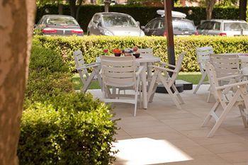 Renania Hotel 3*